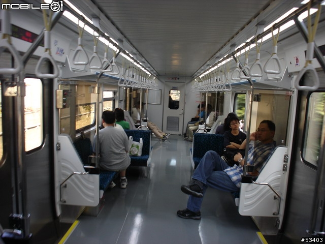 [鐵道初體驗] EMU 700 型 區間快車初乘體驗!