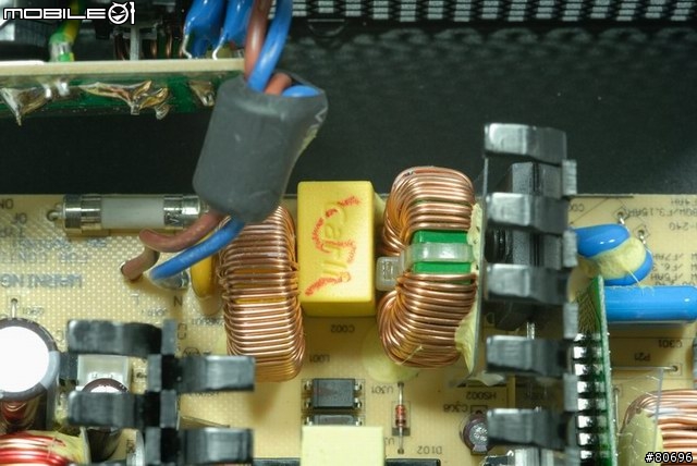 搭載固態電容真的比較好嗎?海韻S12 II 500W簡介與測試