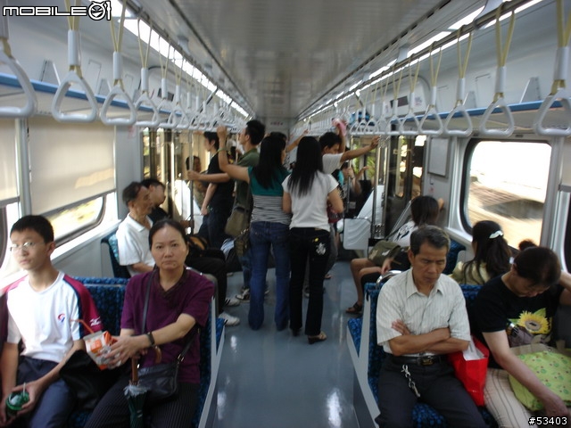 [鐵道初體驗] EMU 700 型 區間快車初乘體驗!
