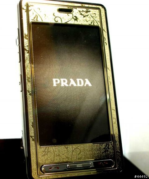 金光閃閃的LG Prada