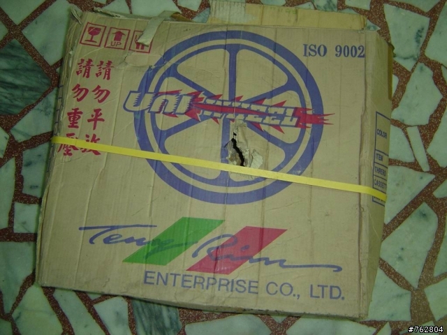 [[改裝部品分享]]~閃亮的白色六刀輪