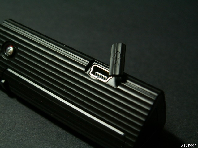 [開箱分享]iriver T60（黑）1gb 開箱文