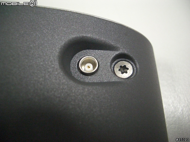 [分享]TomTom ONE V.S TomTom ONE XL (外觀篇)
