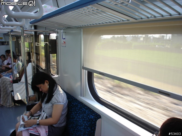 [鐵道初體驗] EMU 700 型 區間快車初乘體驗!