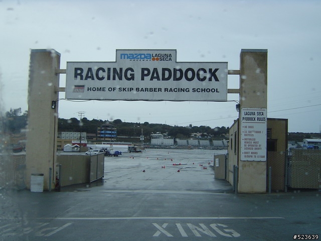 [分享] 邁向職業的路 -- Skip Barber MX-5 Racing School at Laguna Seca (圖多)