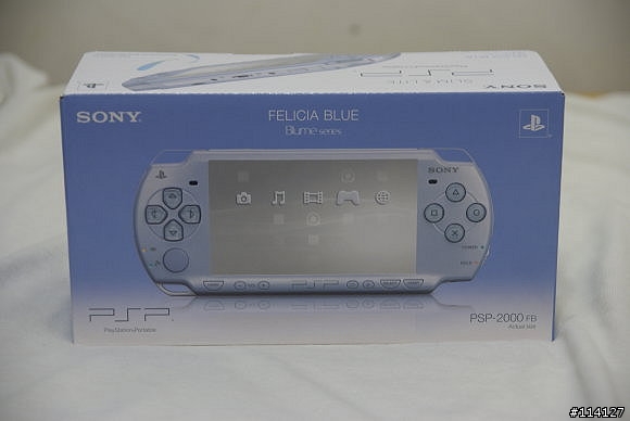 PSP-2000FB 開箱~~~