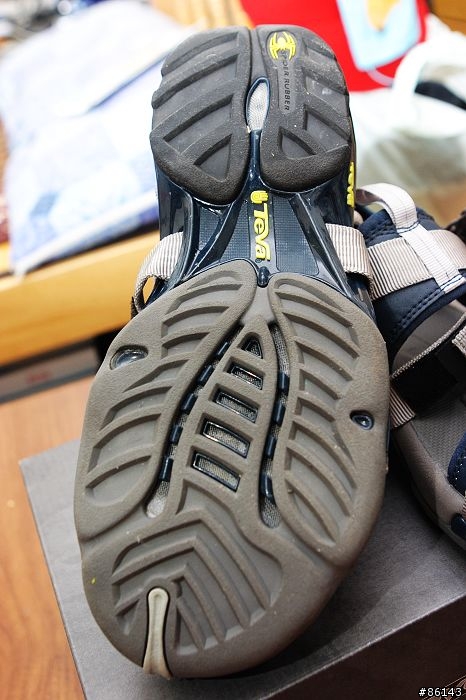 涼鞋中的逸品~~TEVA Waterpro 6960MN~~