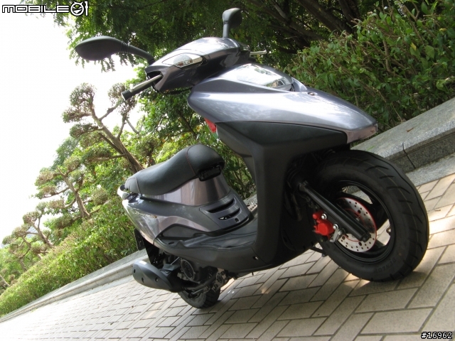 ﹝分享﹞一款不錯的代步車
