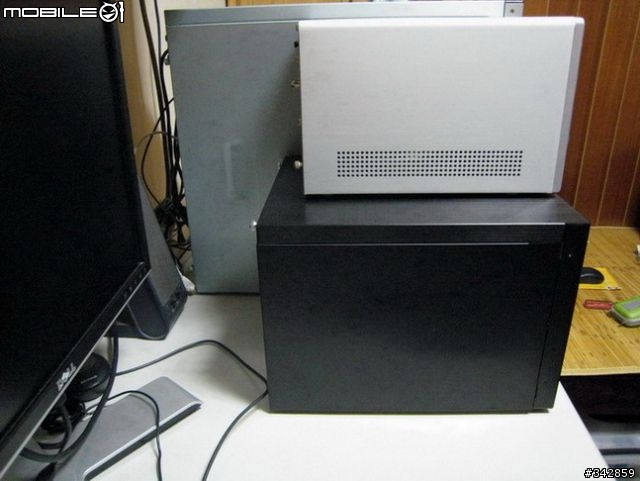[分享]聯力 PC-OD40 可以塞下Micro ATX 的小小機殼