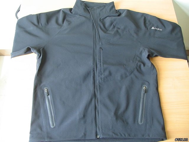 單車風衣的另一個選擇--Odlo soft shell