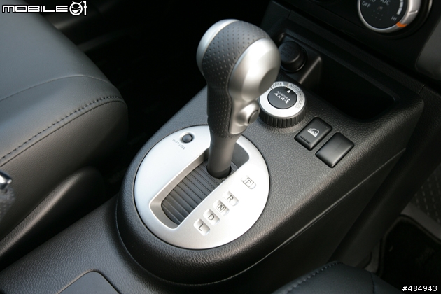 NEW X-TRAIL