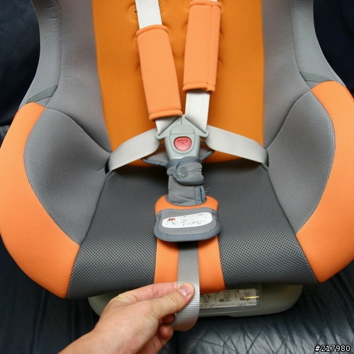 [分享]準備使用的recaro 0+的0~4歲汽車安全座椅.