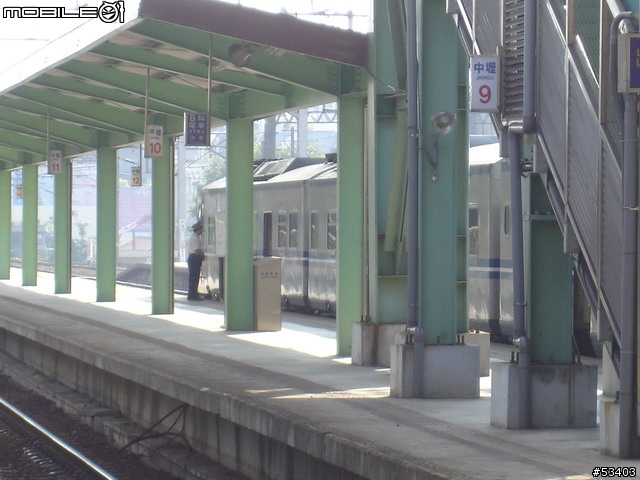[鐵道初體驗] EMU 700 型 區間快車初乘體驗!
