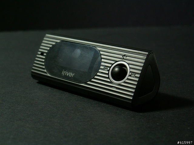 [開箱分享]iriver T60（黑）1gb 開箱文