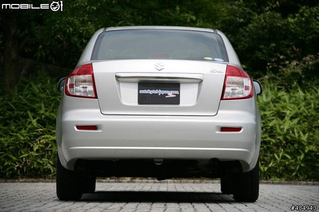 世界戦略車種SX4 SEDAN