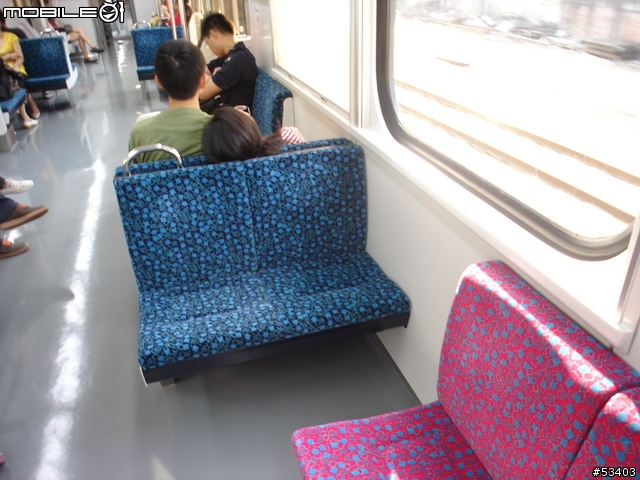 [鐵道初體驗] EMU 700 型 區間快車初乘體驗!