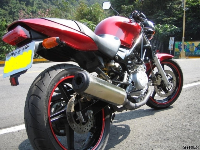 請問有人騎vtr250嘛 Mobile01