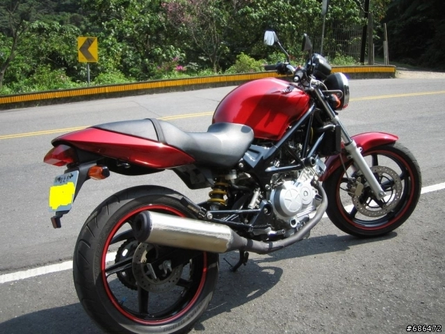 請問有人騎vtr250嘛 Mobile01