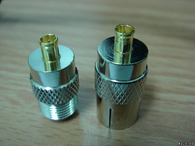 [分享] 技嘉 U8000數位.類比.收音機三合一電視棒
