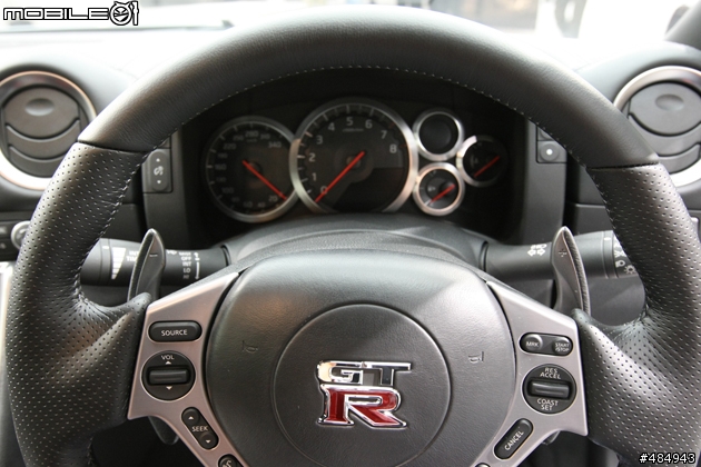 日産 GT-R