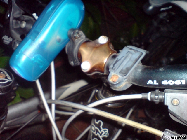 【分享】DIY免電池的環保手電筒車前燈