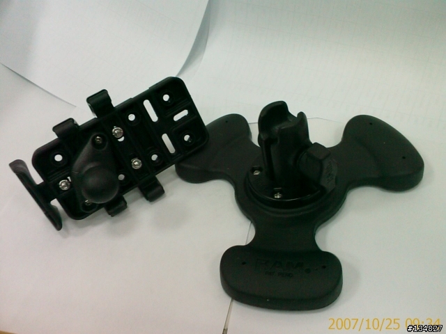 RAM MOUNTS購入...搭配HTC TyTN II....
