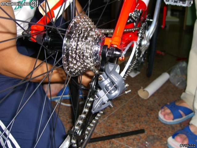 [開箱勸升級]女王之座騎昇級.GIANT M1.火辣紅板.