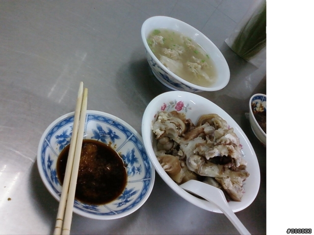 里港：文富餛飩水煮豬腳正宗老店