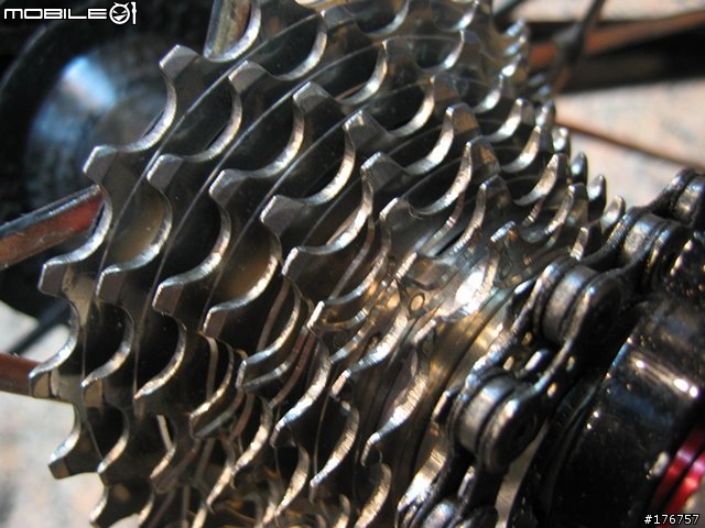 [分享]PINARELLO DOGMA plus LIGHTWEIGHT/TUNE/RECORD (58張圖)