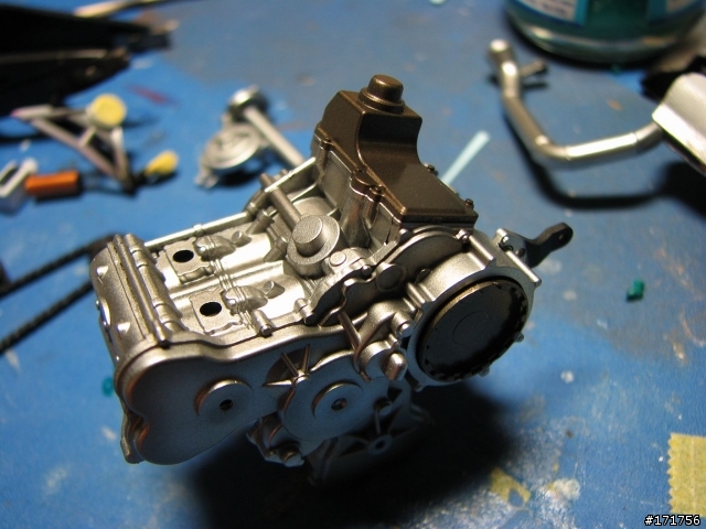 [高難度的逸品!?] 第二十五彈 1/12 DUCATI GP4 -極緻版- 重機車 模型製作