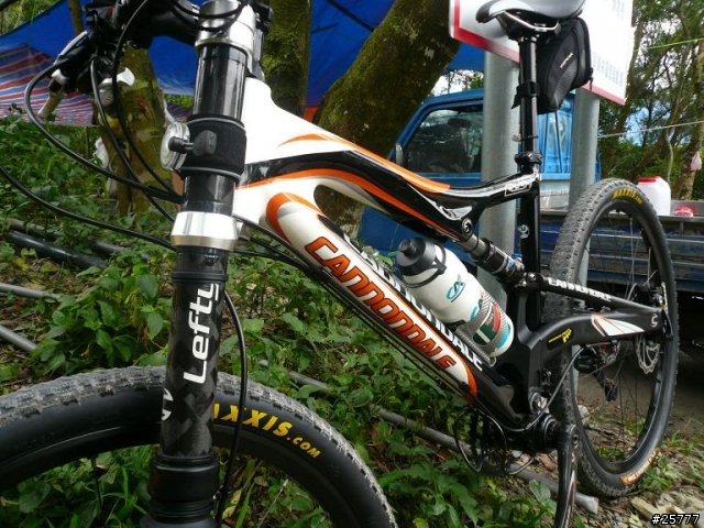 (分享)我的新車 cannondale rush carbon