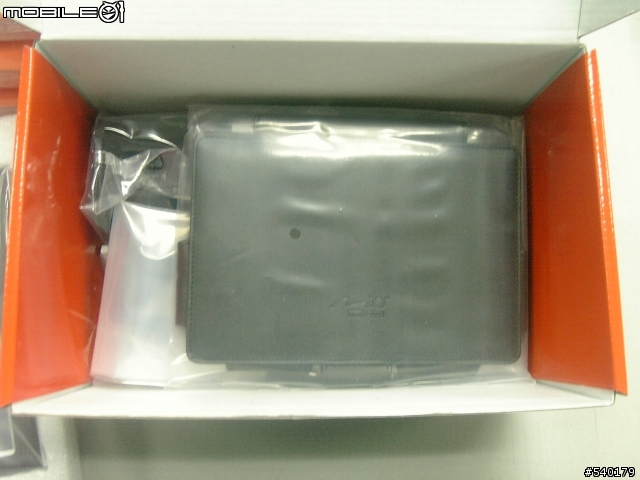 (獨家)MIO C728 7吋影音大視界 衛星導航 開箱照