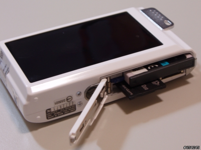 [開箱] Sony T70 公司貨