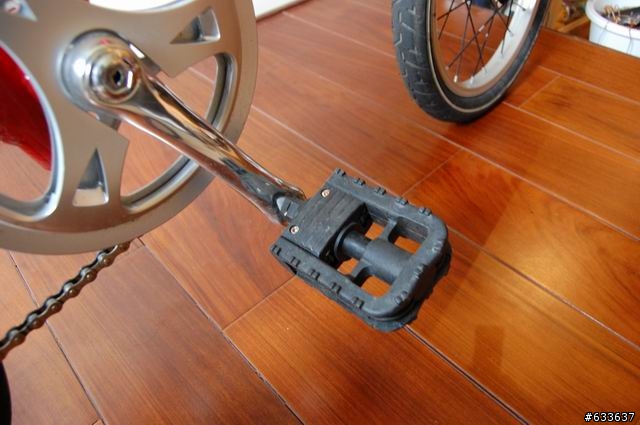 OYAMA代工的不知名14"摺疊車