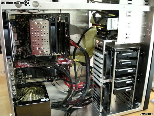 [分享] 聯力 PC-A70B 開箱