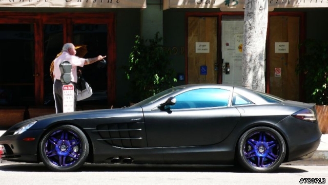 這是扁蝠俠的車嗎?BENZ SLR