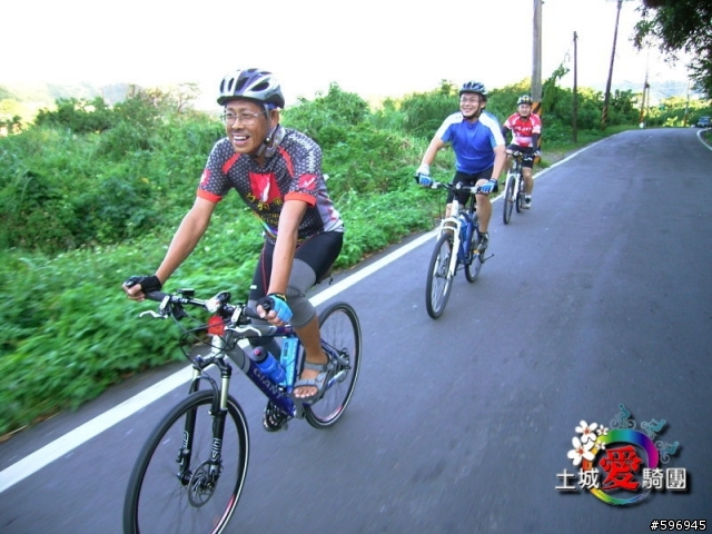 羅馬公路+活魚三吃+三坑鐵馬道