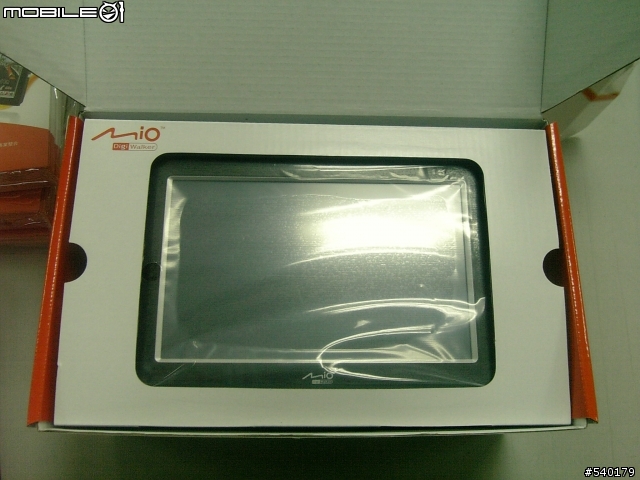 (獨家)MIO C728 7吋影音大視界 衛星導航 開箱照