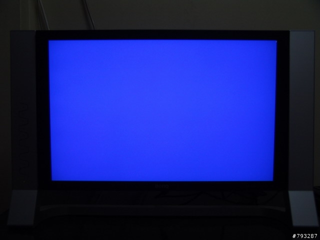 [開箱報告]就是你啦！BENQ FP241VW