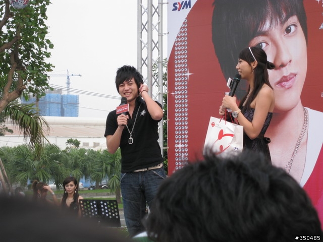 Canon 960IS 實照拍攝. (圖多)