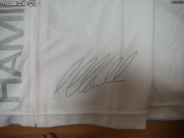 這就是愛台灣.. 喔，說錯了，是愛vodafone啦...