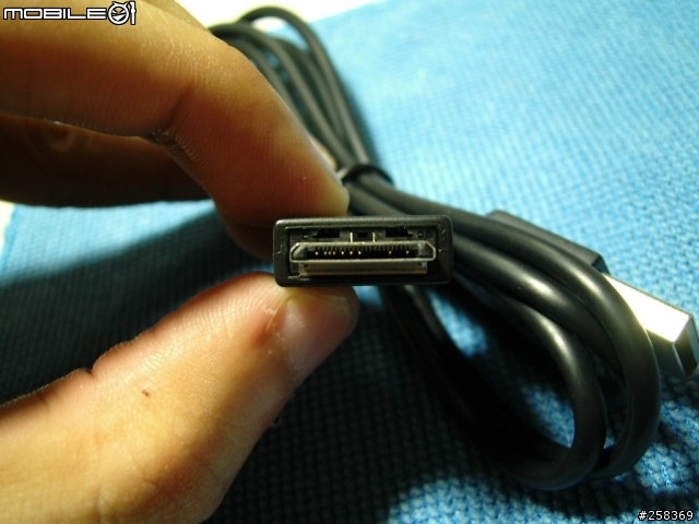 [分享]：令我意外的SONY NWZ S615F