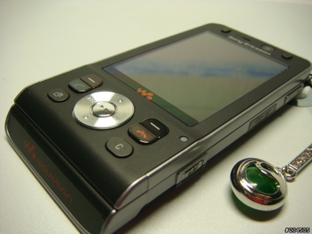 Sony Ericsson w910i ＂ＢＬＡＣＫ＂ 公司貨 - 心得分享[10/25新增圖片]