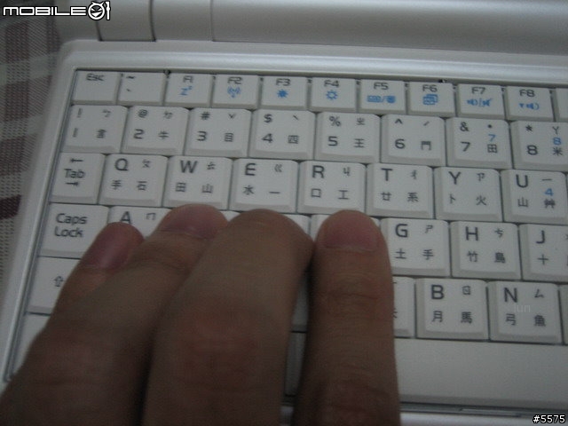 EeePC 4G 更換BIOS跑900mhz及安裝VISTA ULTIMATE簡易教學及小測