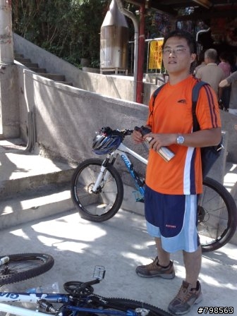 兩人同行烘爐地玩耍記