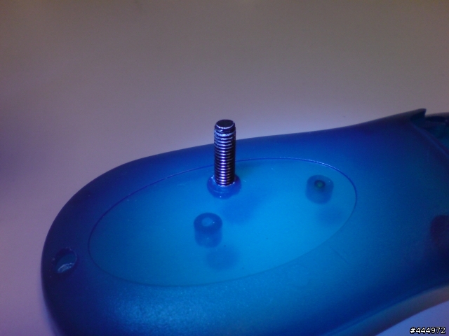 【分享】DIY免電池的環保手電筒車前燈