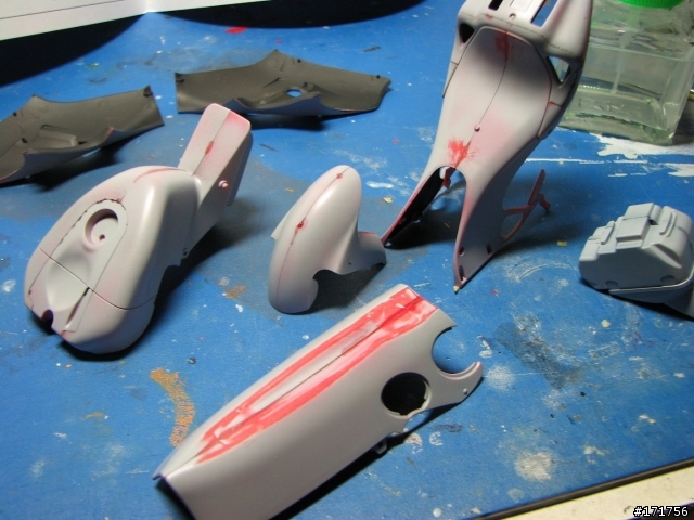 [高難度的逸品!?] 第二十五彈 1/12 DUCATI GP4 -極緻版- 重機車 模型製作