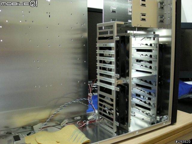[分享] 聯力 PC-A70B 開箱