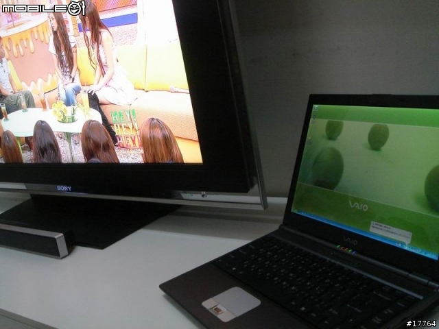 就是要Black Sony CRU-40x1 Full HD邊框