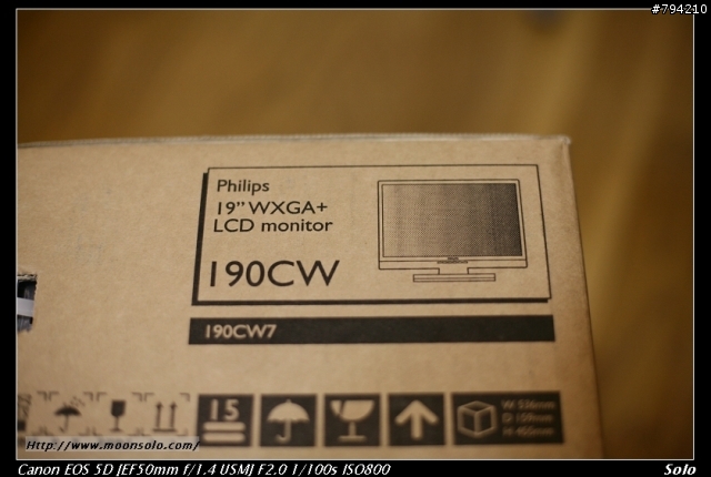 [分享]開箱PHILIPS 190CW7CB 19吋寬螢幕